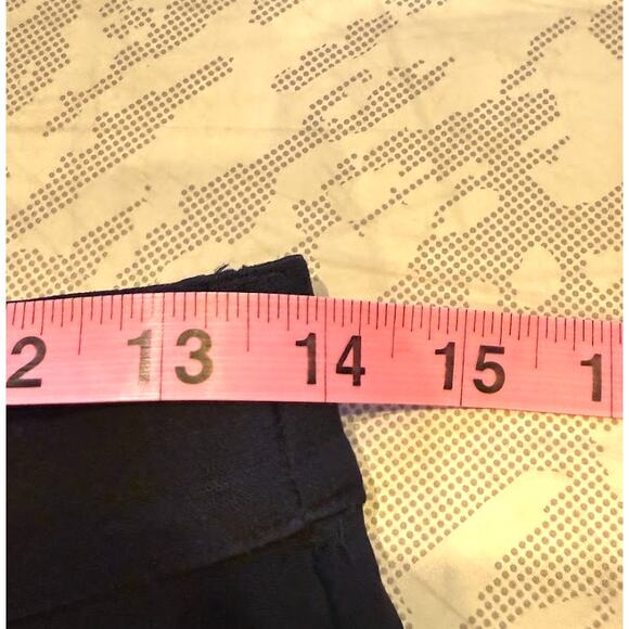 EXPRESS Flare Pants - Size 6 - Picture 4 of 4